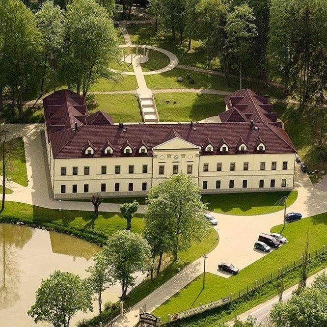 Hotel Zamek Kamenny Dvur à Kynsperk nad Ohri Extérieur photo